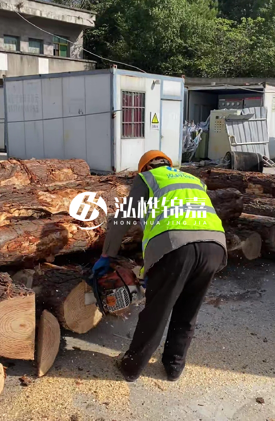 湖北有打樁木源頭工廠嗎？4米8公分松木樁多少錢一根？