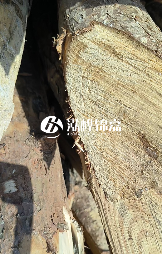 湖南松木樁源頭廠家泓樺錦嘉-5米松木樁比水泥樁便宜多少？