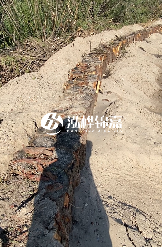 江蘇松木樁源頭廠家泓樺錦嘉-松木樁4米直徑8-10的價(jià)格？