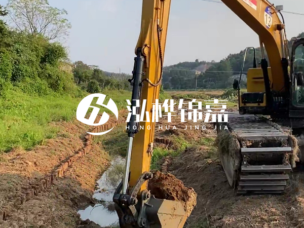 陜西松木樁廠家泓樺錦嘉-松木樁尾徑測量從哪個位置開始算？