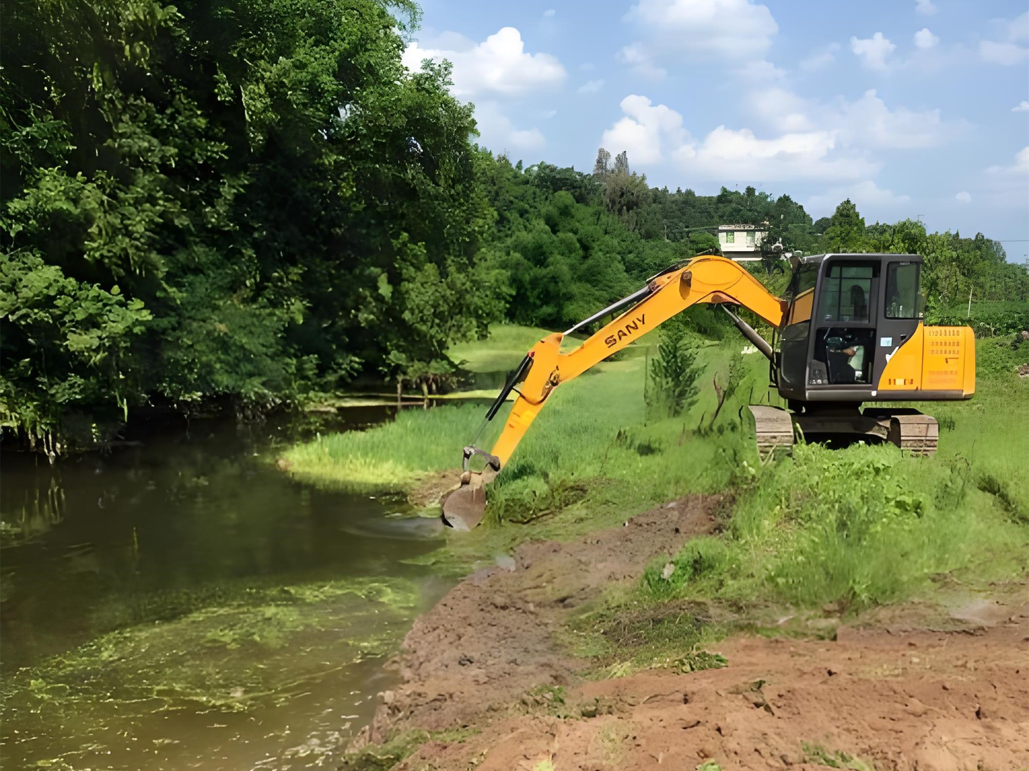 北京朝陽區(qū)水上挖機(jī)清淤隊-水庫清淤的最佳施工時段是什么時候？