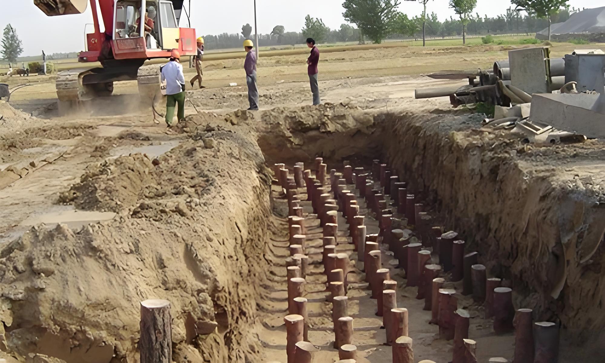 松木樁批發(fā)廠家泓樺錦嘉-地基加固打松木樁是否能解決沉降問題？