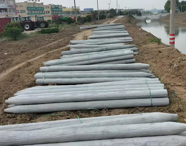 水泥仿木樁施工隊(duì)泓樺錦嘉 - 水泥圓樁和方樁哪個更適合做圍欄柱？